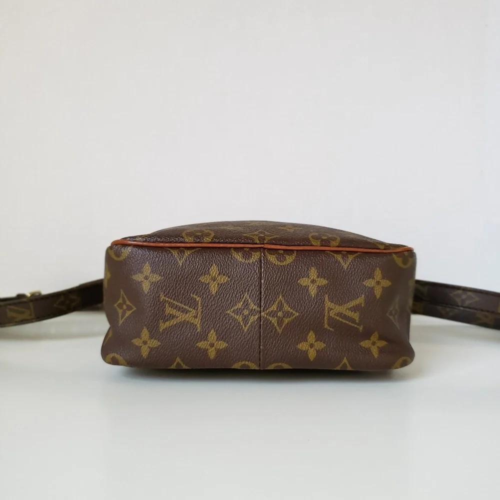 Louis Vuitton Brown Monogram Crossbody Bag - Picture 3 of 8